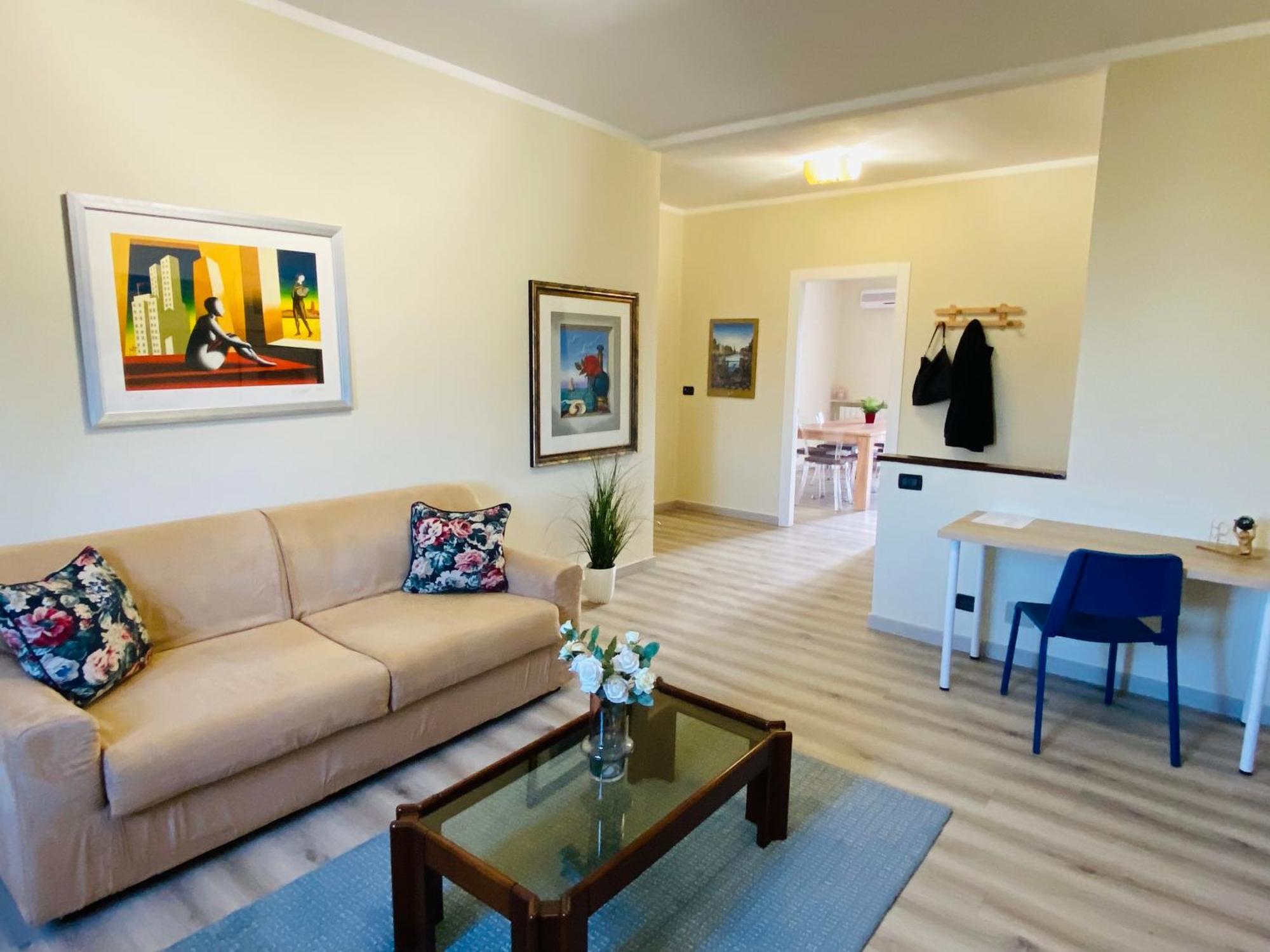 Elegante Appartamento Tre Amis - Doppio Garage & Free Wifi - Ac Centallo Екстер'єр фото