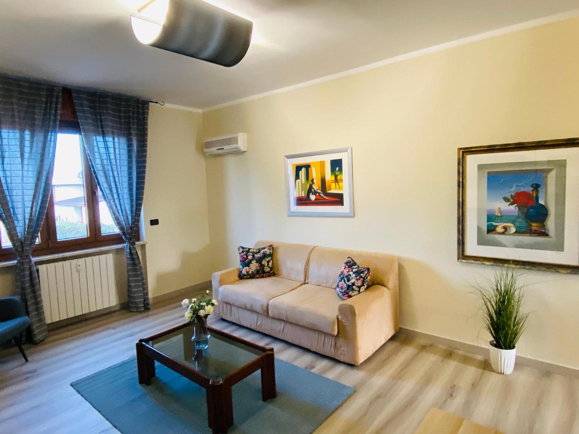 Elegante Appartamento Tre Amis - Doppio Garage & Free Wifi - Ac Centallo Екстер'єр фото