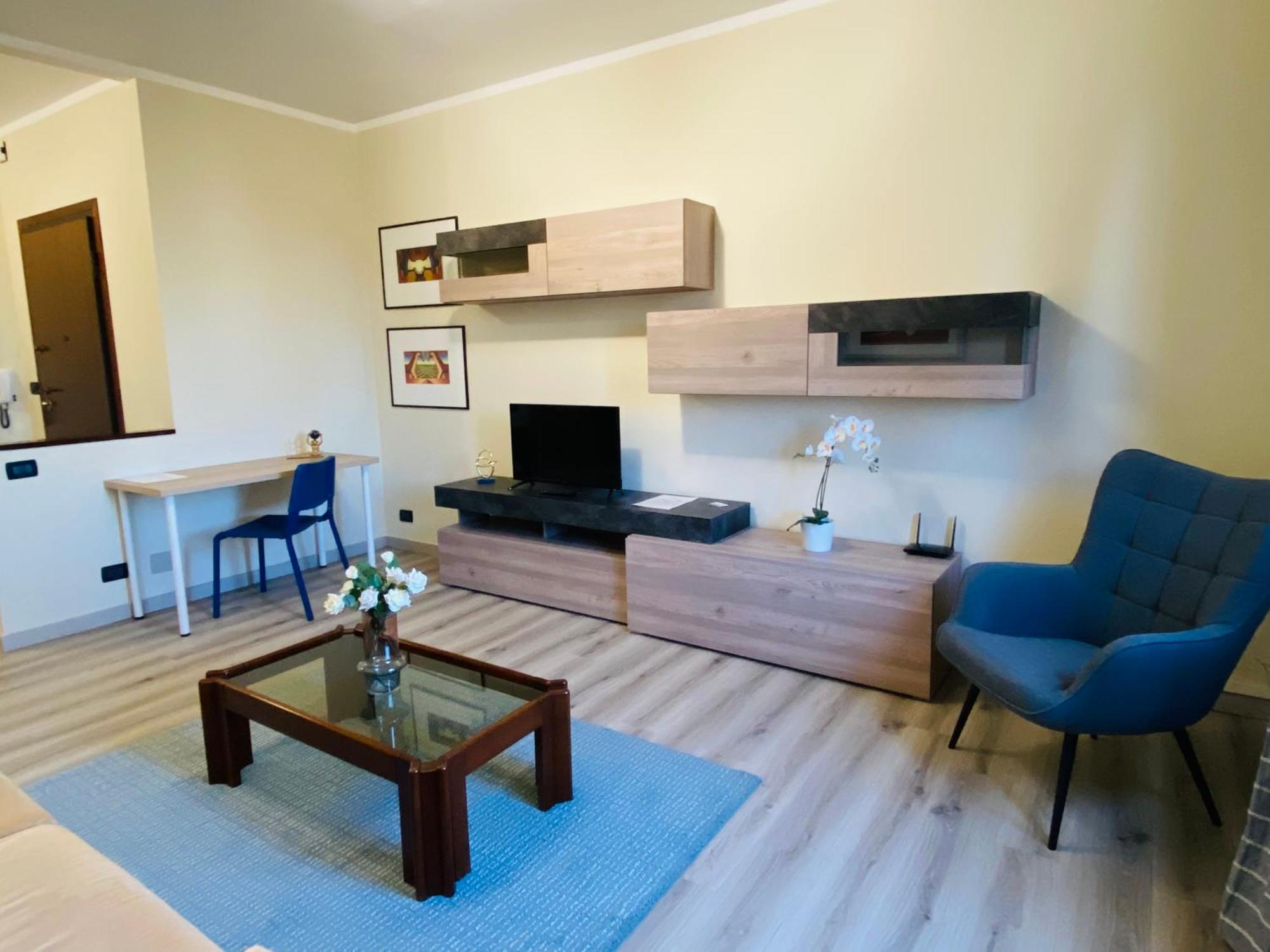 Elegante Appartamento Tre Amis - Doppio Garage & Free Wifi - Ac Centallo Екстер'єр фото